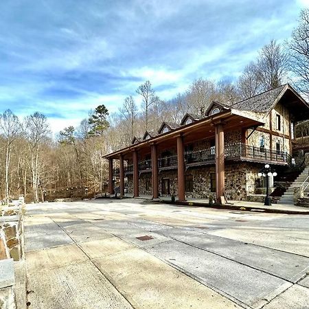 5 Bedroom Estate Near Casino And Downtown Bristol Exterior foto